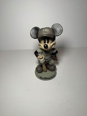 Disney Parks Mickey Mouse Baseball Bobblehead Walt Disney World Resin